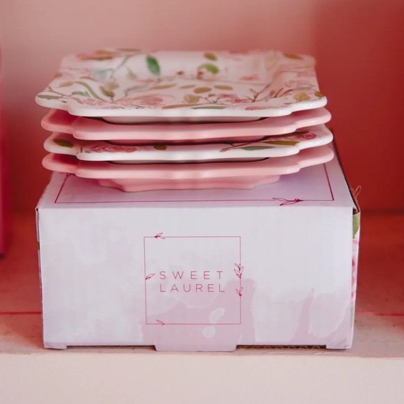Sweet Laurel Floral Dessert Plates (set of 4) - Picture 2 of 3